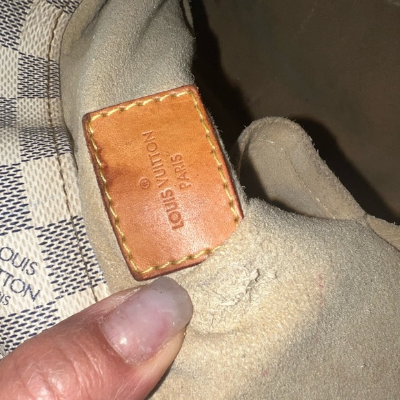 Louis Vuitton LV Hand Bag Artsy MM White Damier Azur beautiful bag. - Picture 8 of 16